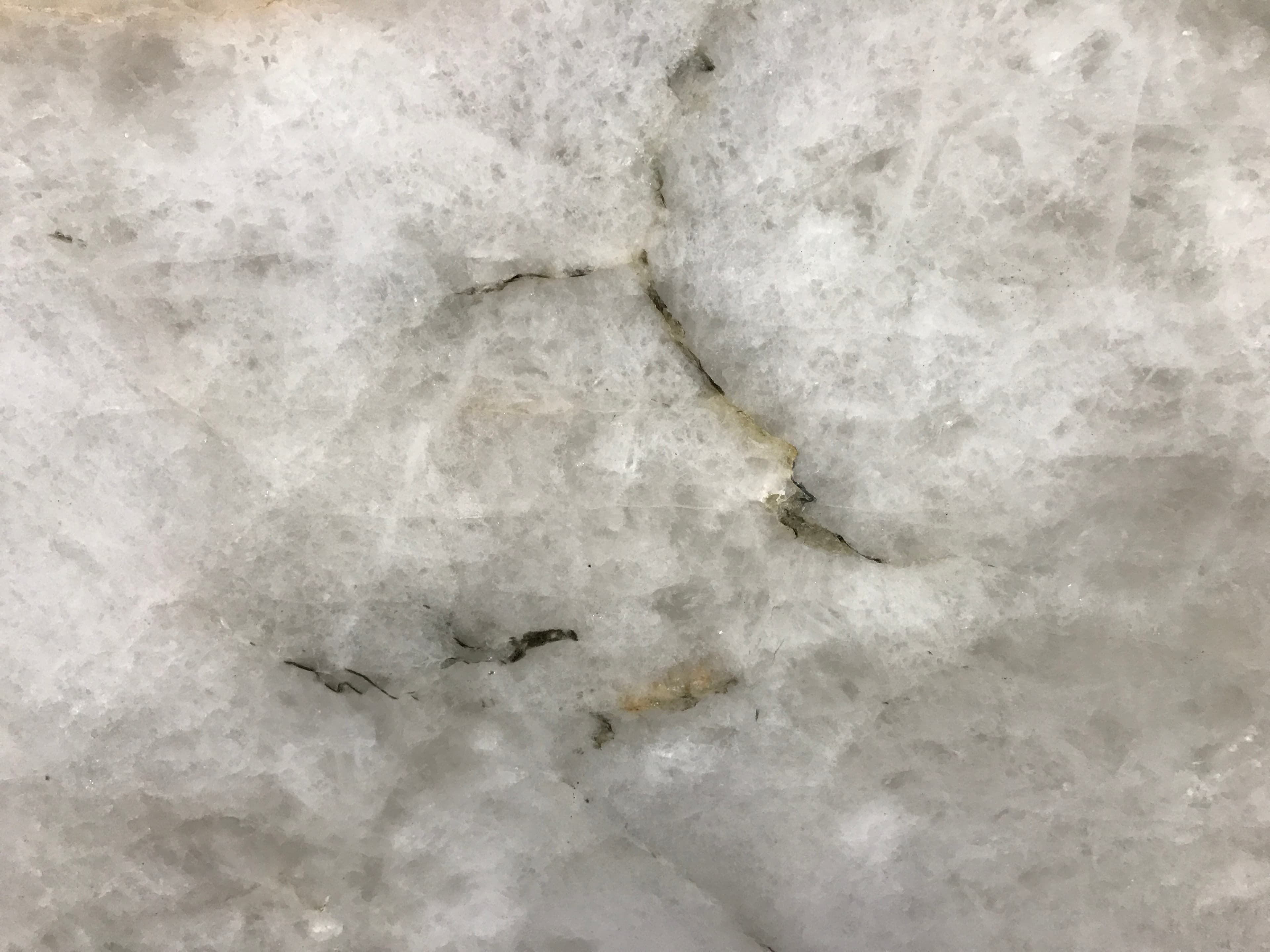 Muscovita Oro, quartzite slab