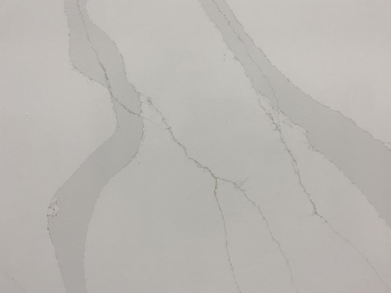 Calacutta Luz SP, quartz slab