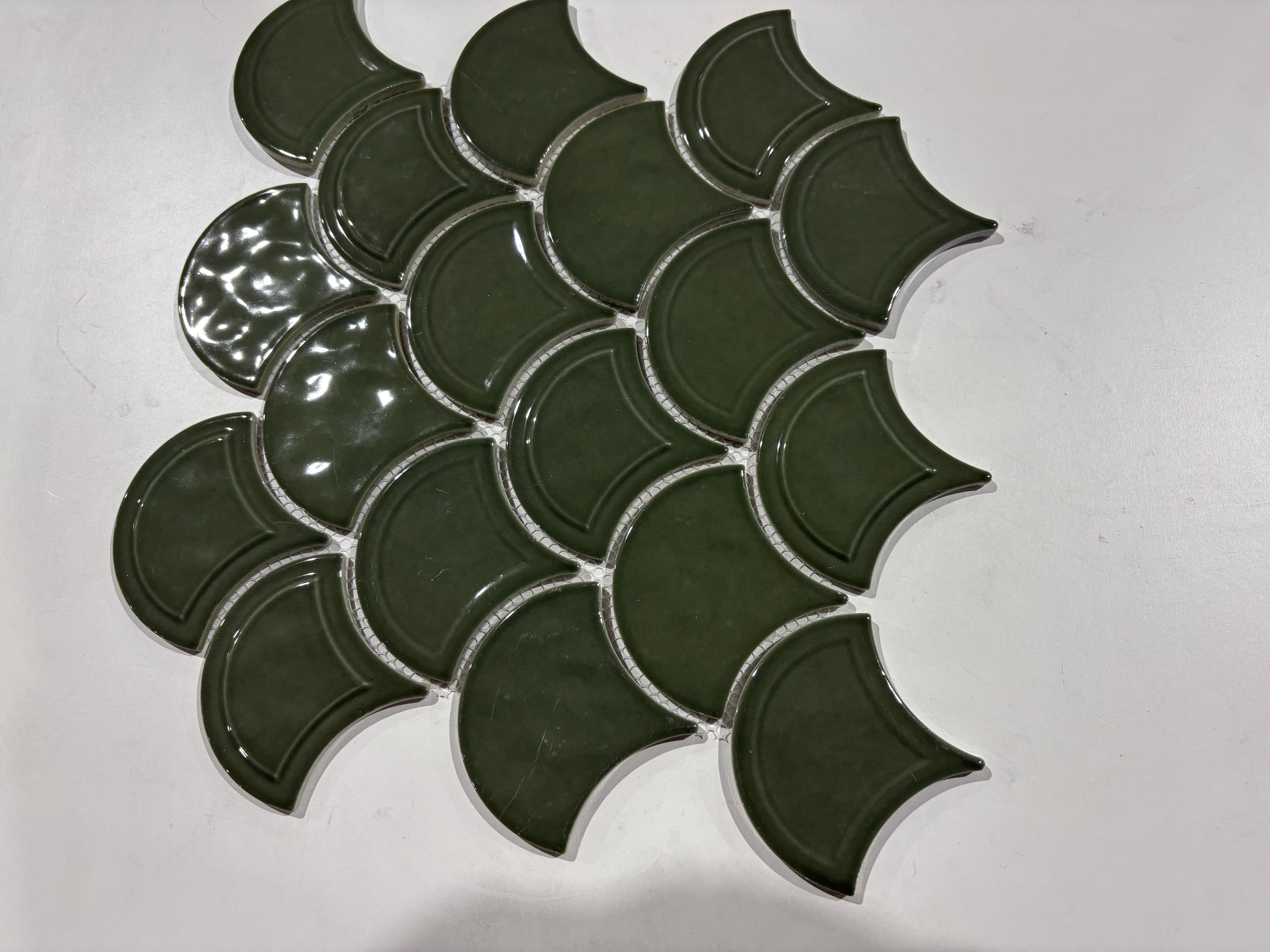 Geoscape Fan Moss Green, deco, tile